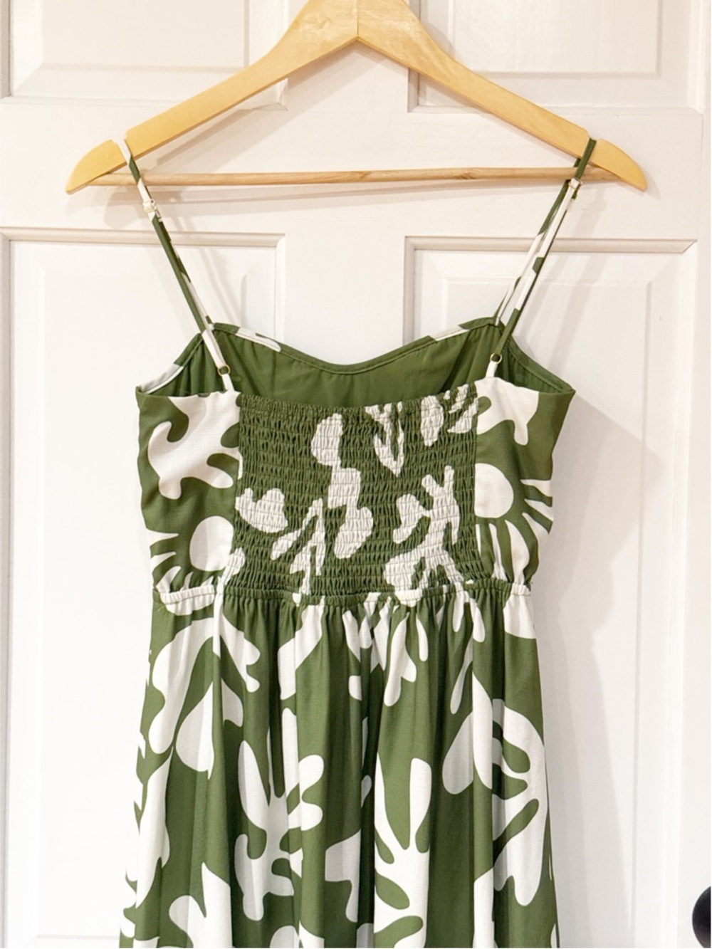 Runaway the label Payton Green Floral Dress S - Picture 10 of 14